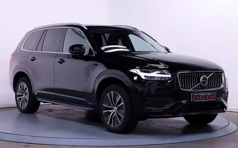 Black Used 2021 Volvo XC90 Momentum SUV | £35,587 (Fair price) - Image 1/4