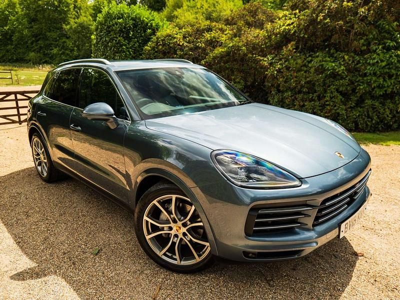 Blue Used 2018 Porsche Cayenne SUV | £34,888 (A bit pricey) - Image 1/3