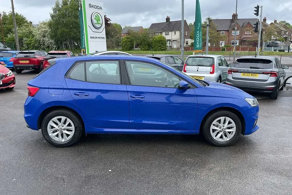 Used Skoda Fabia Comfort 79 HP (58 kW) 2023 Energy blue Hatchback