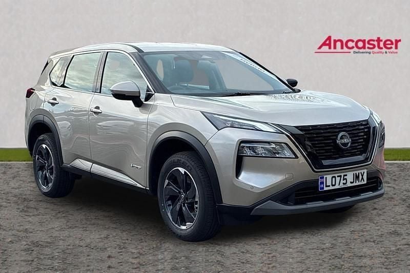 New Nissan X-Trail Acenta Premium 200 HP (147 kW) 2025 Silver SUV