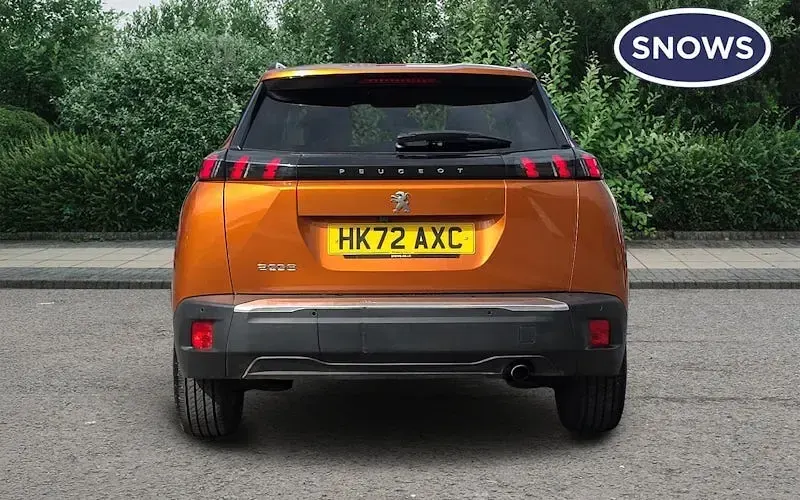 Gebraucht Peugeot 2008 Allure+ 101 PS (74 kW) 2022 Orange SUV