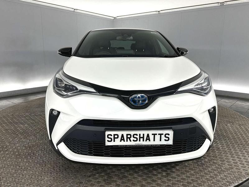 Used Toyota C-HR 122 HP (89 kW) 2023 White SUV