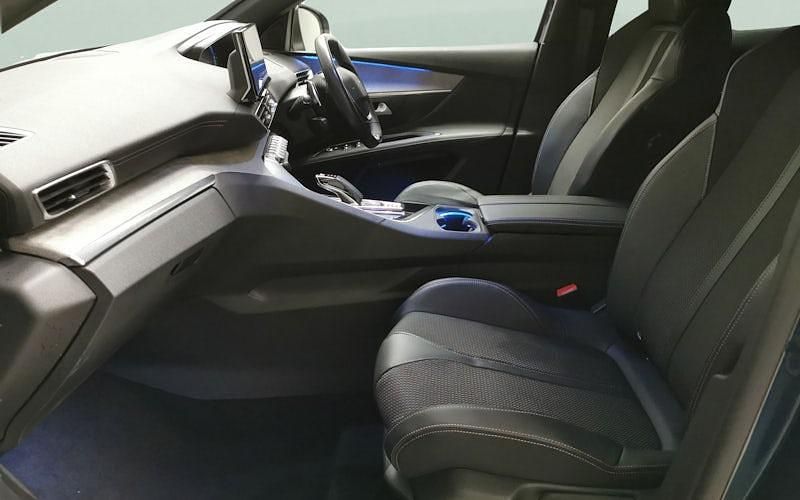 Used Peugeot 3008 GTi 226 HP (166 kW) 2022 Blue Estate