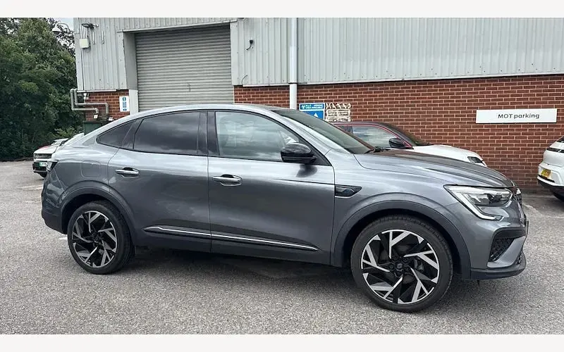 Used Renault Arkana Esprit Alpine 143 HP (105 kW) 2024 Grey  SUV