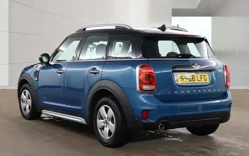 Used Mini Cooper D 150 HP (110 kW) 2018 Blue Hatchback