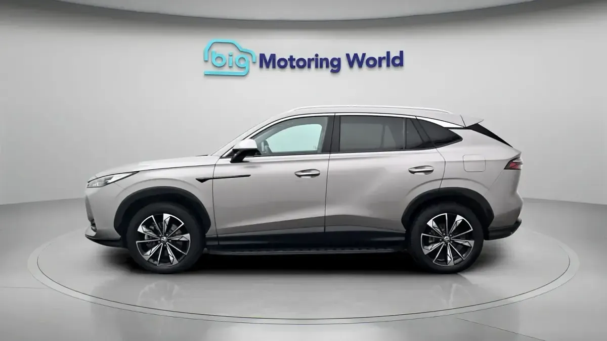Used MG HS Trophy 303 HP (222 kW) 2025 Silver SUV
