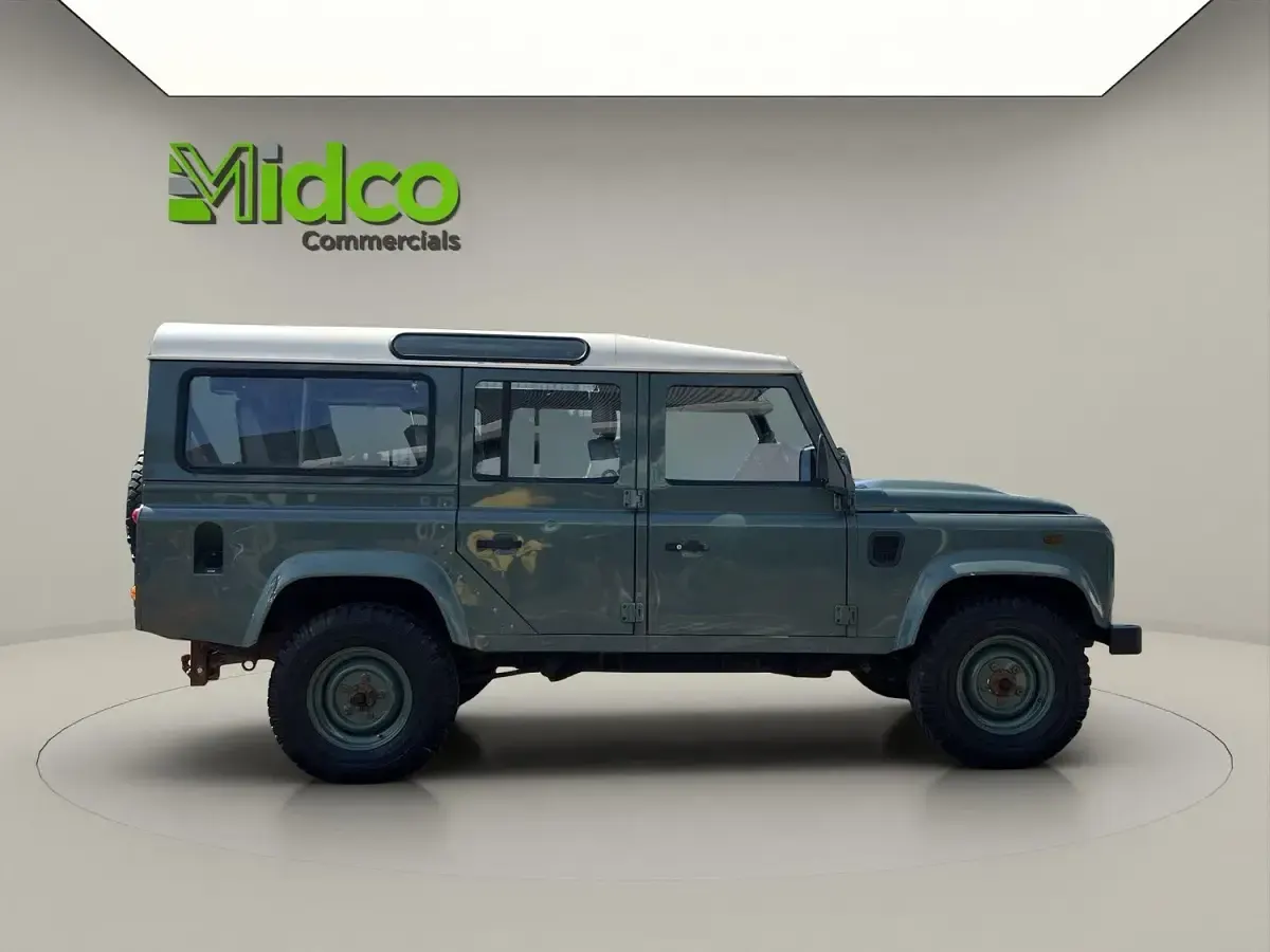 Used Land Rover Defender 2016 Green Estate
