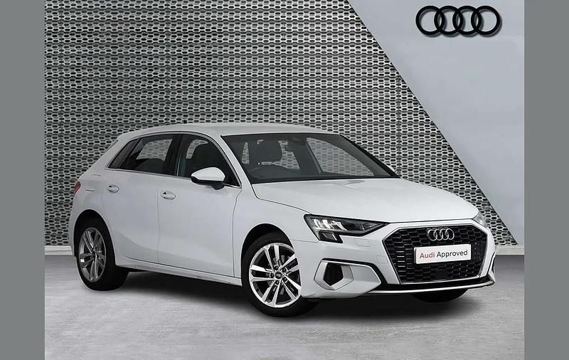 Used Audi A3 Sport 108 HP (79 kW) 2022 White Sedan