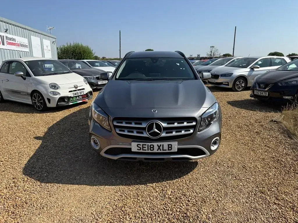 Used Mercedes GLA200 SE 156 HP (114 kW) 2018 Grey SUV