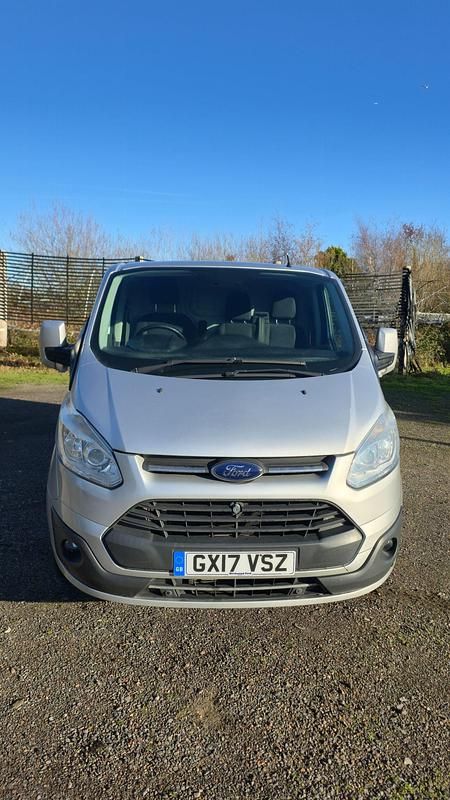 Used Ford Transit Custom Limited 130 HP (95 kW) 2017 Silver Van