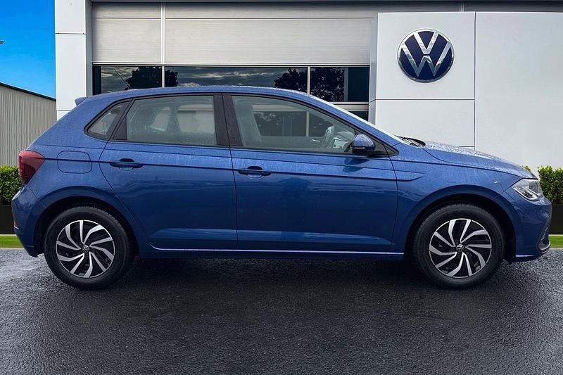 Used VW Polo Life 95 HP (69 kW) 2022 Blue Hatchback