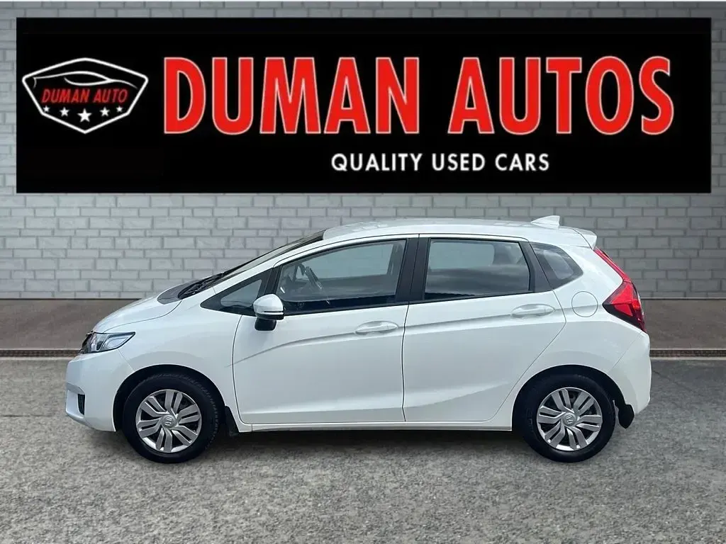 Used Honda Jazz S 102 HP (75 kW) 2017 White Hatchback