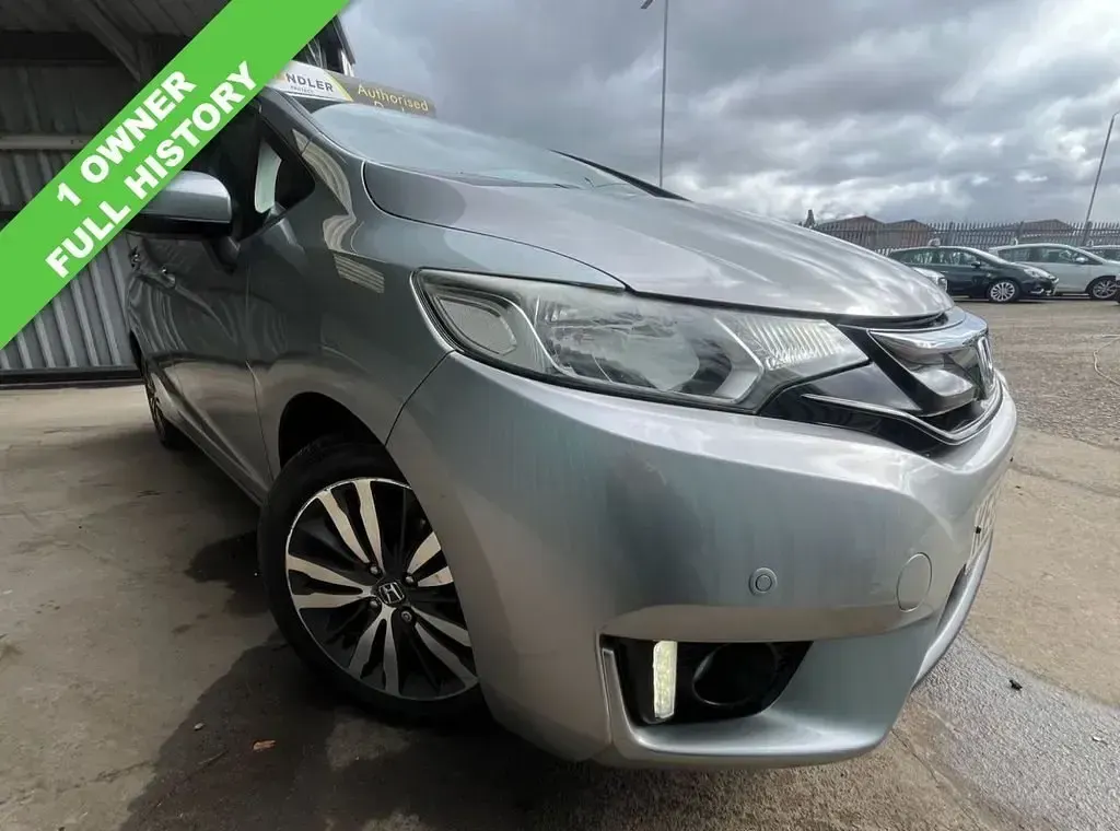 Second-hand Honda Jazz EX 102 CP (75 kW) 2016 Argintiu Hatchback