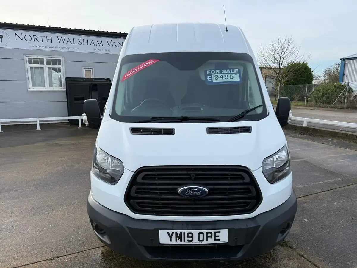 Used Ford Transit 130 HP (95 kW) 2019 White Van