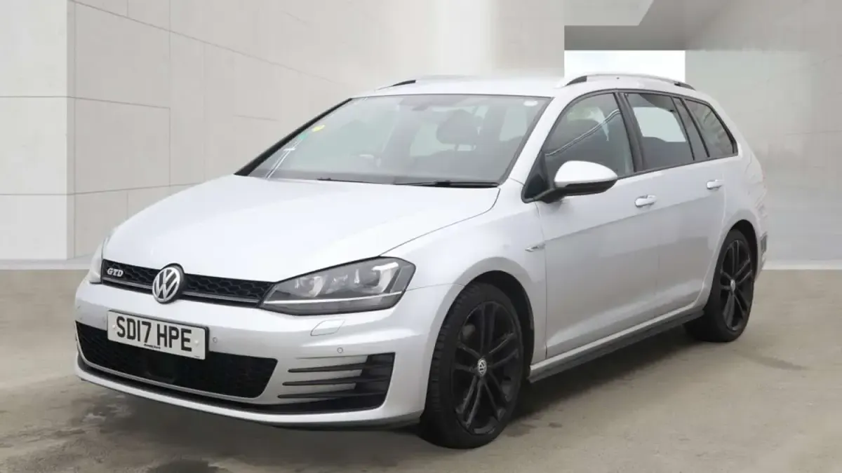 Second-hand VW Golf VII GTD 2017 Argintiu Break