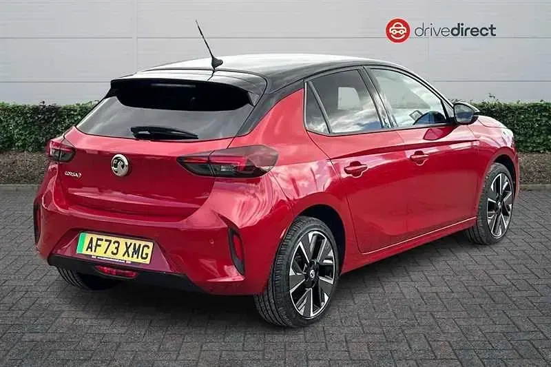 Second-hand Vauxhall Corsa-e 100 kW (136 CP) 2023 Roșu Hatchback