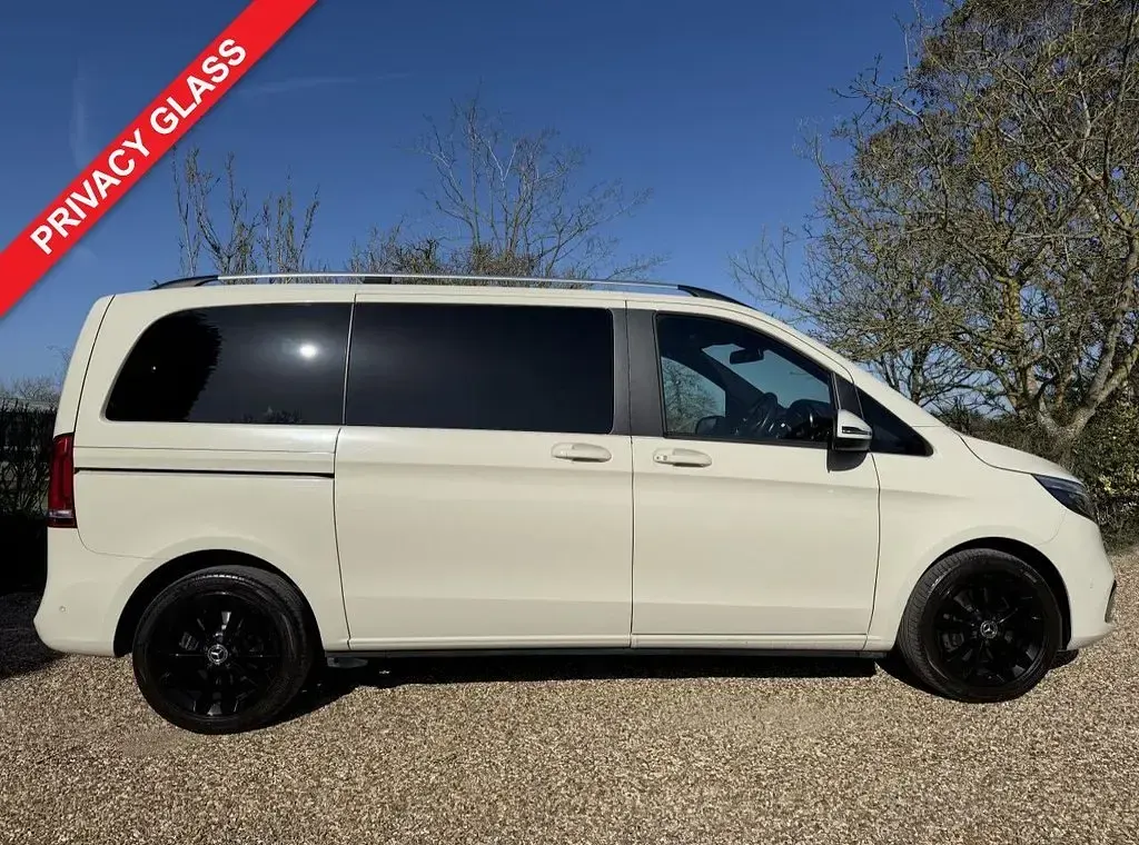 Used Mercedes V220 163 HP (119 kW) 2020 Ivory MPV