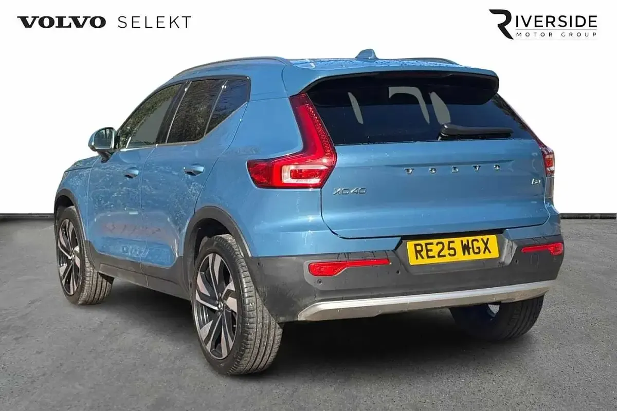 Used Volvo XC40 Ultra 2025 Blue SUV
