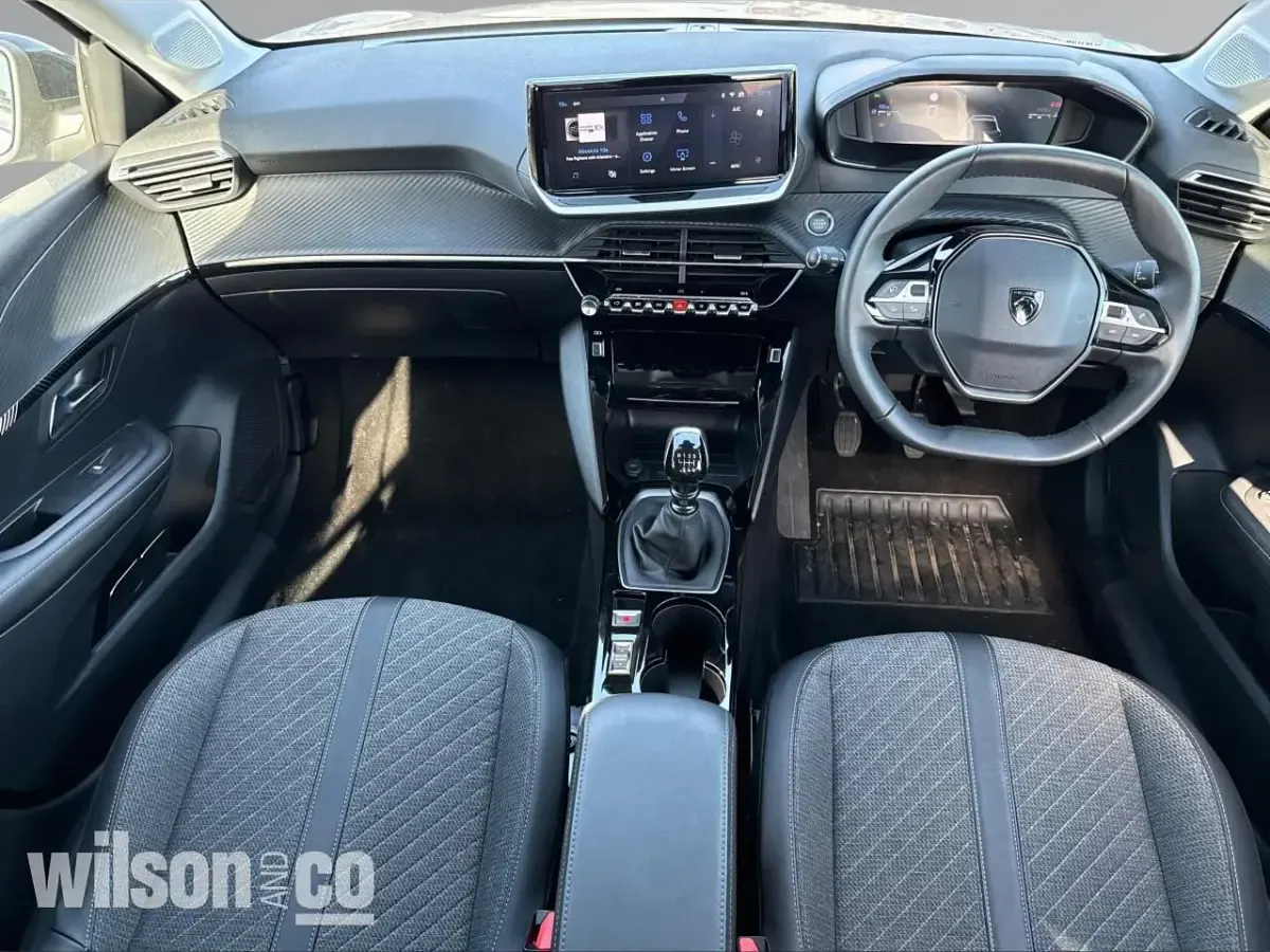 Used Peugeot 208 Allure 100 HP (73 kW) 2024 Grey Hatchback