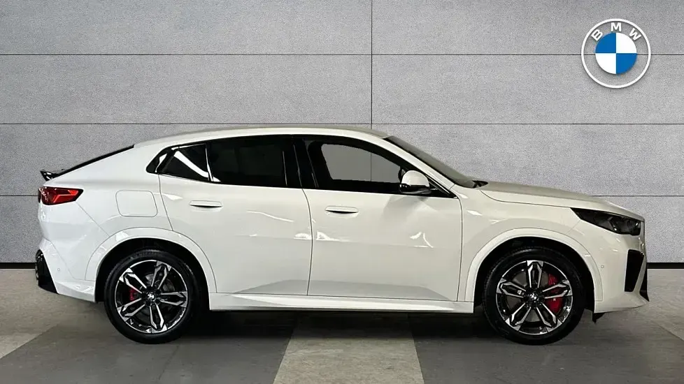 New BMW iX2 Comfort Edition 147 kW (201 HP) 2026 White SUV