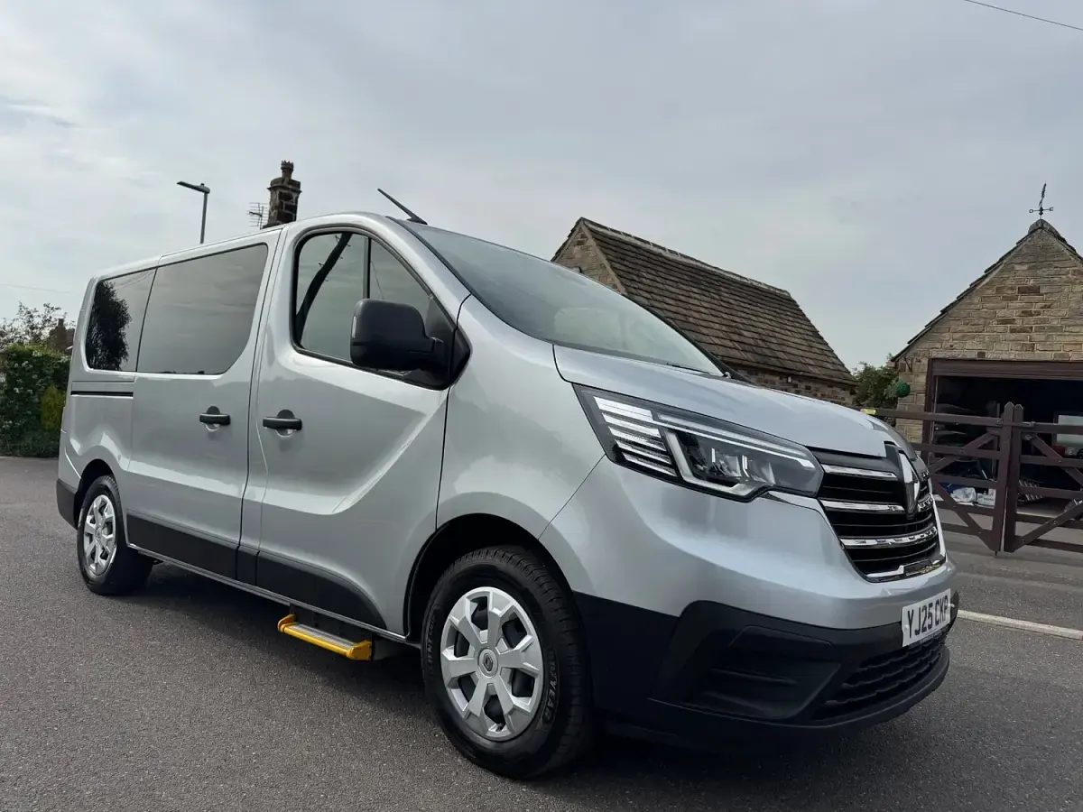 Used Renault Trafic 2025 Grey