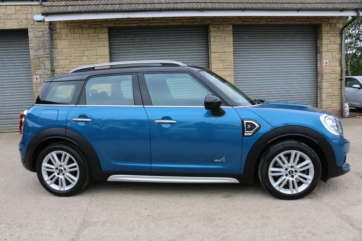 Used Mini Cooper S 2017 Blue Hatchback