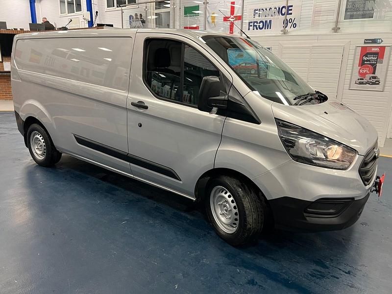 Used Ford Transit Custom 130 HP (95 kW) 2018 Silver Van