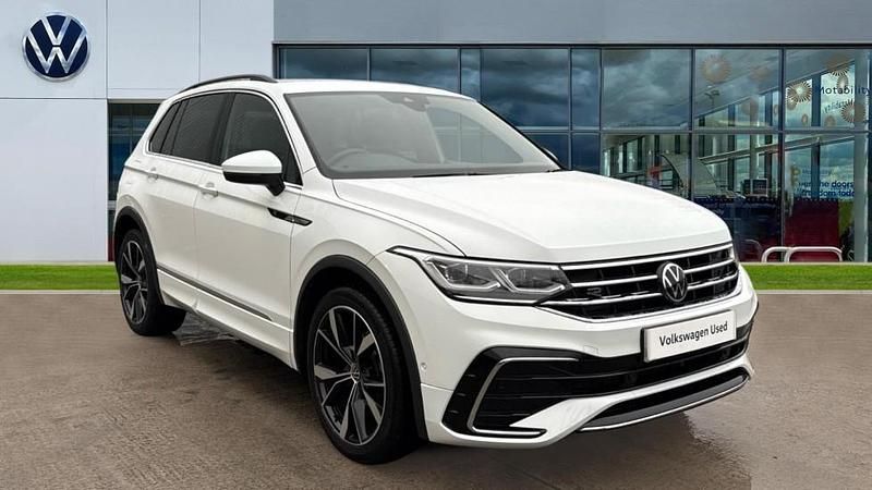 Used VW Tiguan R-line 150 HP (110 kW) 2023 White SUV