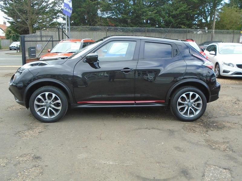 Używany Nissan Juke Tekna 2018 Czarny SUV