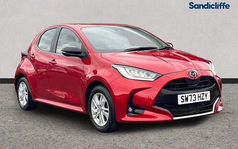 Begagnad Mazda 2 116 HK (85 kW) 2022 Röd Halvkombi