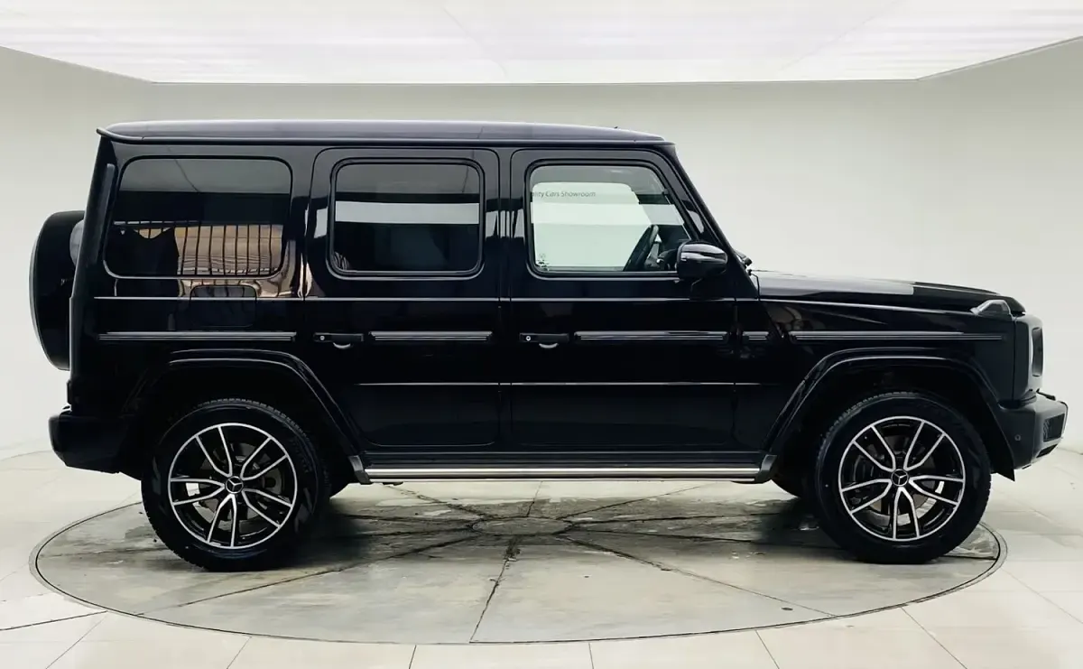Used Mercedes G400 AMG line 2024 Black SUV