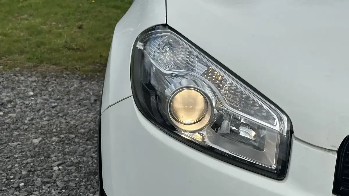 Begagnad Nissan Qashqai Acenta 110 HK (80 kW) 2012 Vit SUV