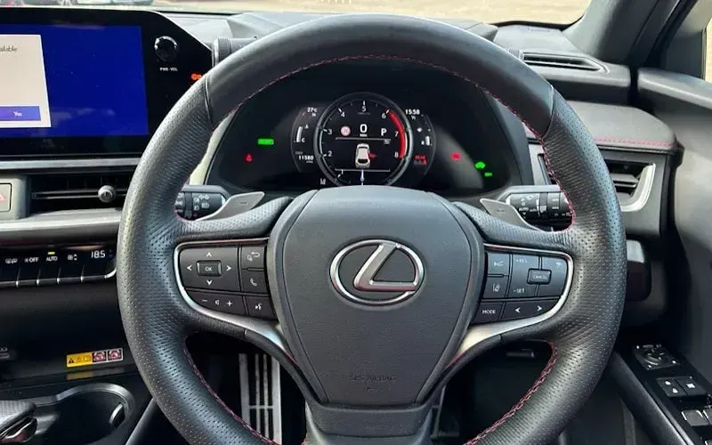 Used Lexus UX Sport Line 184 HP (135 kW) 2022 Silver SUV