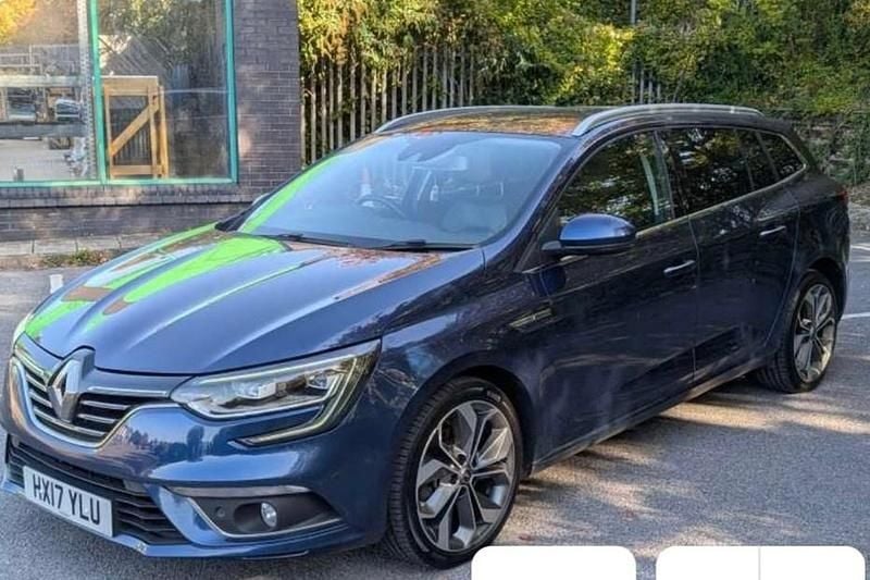 Used 2017 Renault Mégane IV Signature Estate | £6,995 (Fair price) - Image 1/1