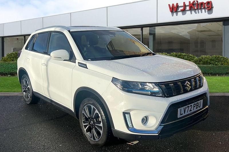 Used Suzuki Vitara SZ5 116 HP (85 kW) 2022 Superior white SUV