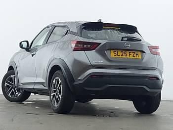 Used Nissan Juke N-Connecta 114 HP (83 kW) 2025 Grey SUV