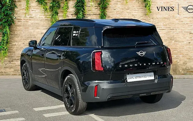 Used Mini Countryman Classic 218 HP (160 kW) 2025 Black SUV
