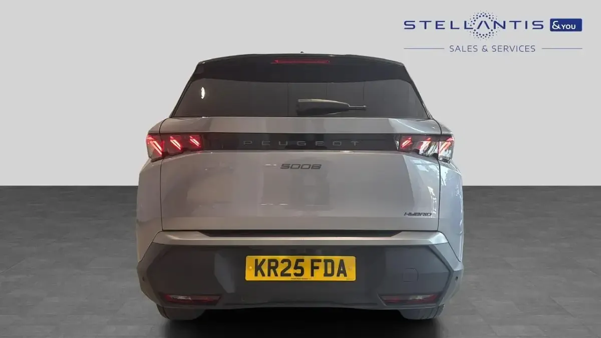 Used Peugeot 5008 GT 134 HP (98 kW) 2025 Grey SUV