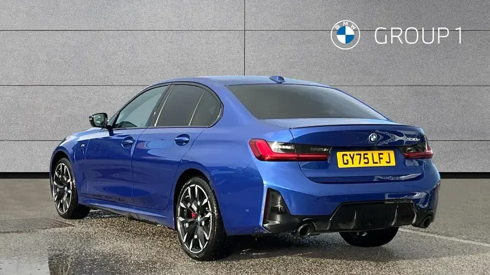 Used BMW 330e M Sport 288 HP (211 kW) 2025 Blue