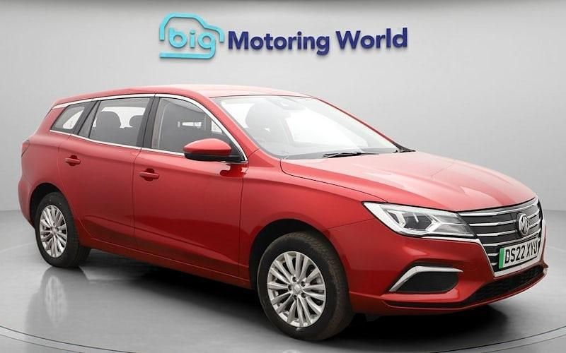 Used MG MG5 EV Excite 114 kW (156 HP) 2022 Red Estate