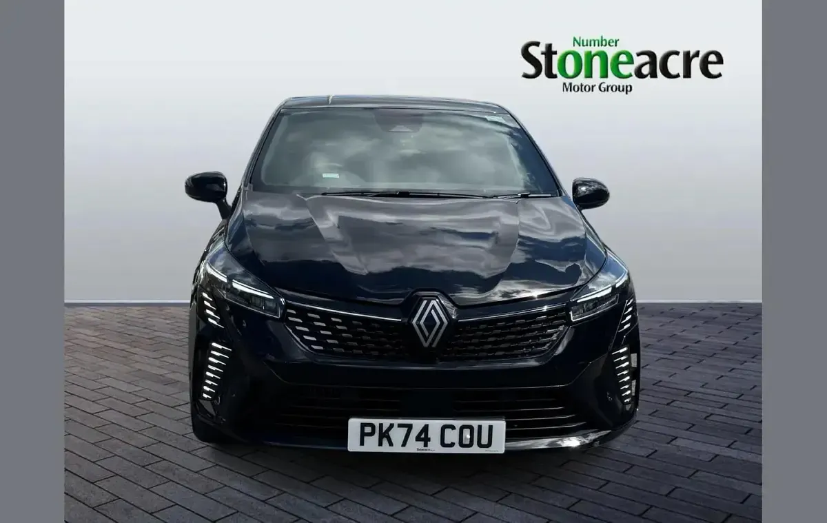 Used Renault Clio Techno 88 HP (64 kW) 2024 Black Hatchback
