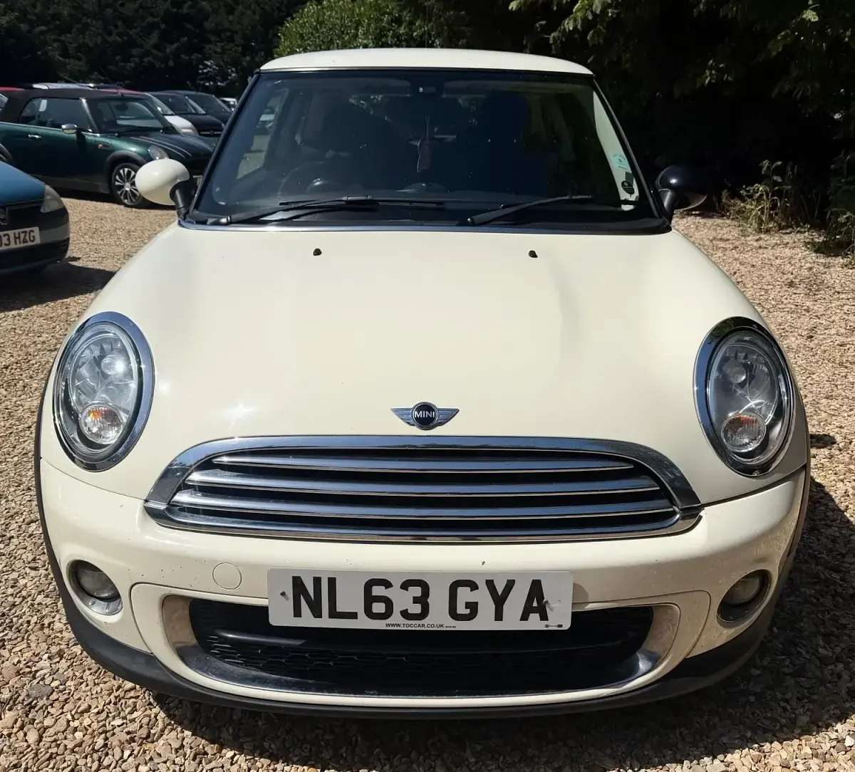 Used Mini Cooper D Hatch 2013 White Hatchback