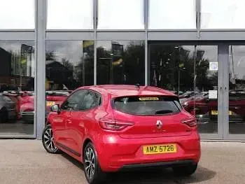 Used Renault Clio Evolution 145 HP (106 kW) 2023 Red Hatchback