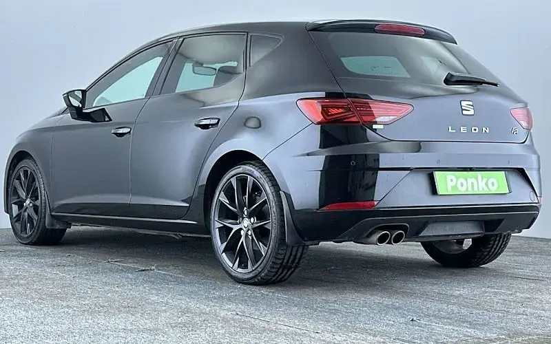 Used Seat Leon Black Edition 131 HP (96 kW) 2020 Hatchback