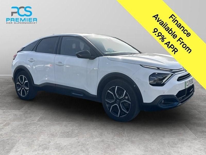 Used Citroën e-C4 Shine 100 kW (136 HP) 2022 White Hatchback