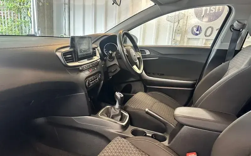 Used Kia Ceed 120 HP (88 kW) 2019 Black Hatchback
