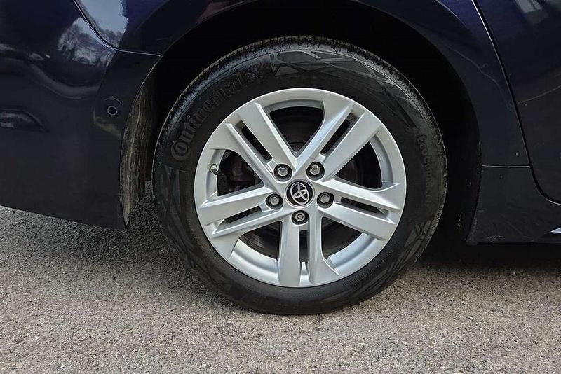 Used Toyota Corolla Sport 120 HP (88 kW) 2021 Blue Estate