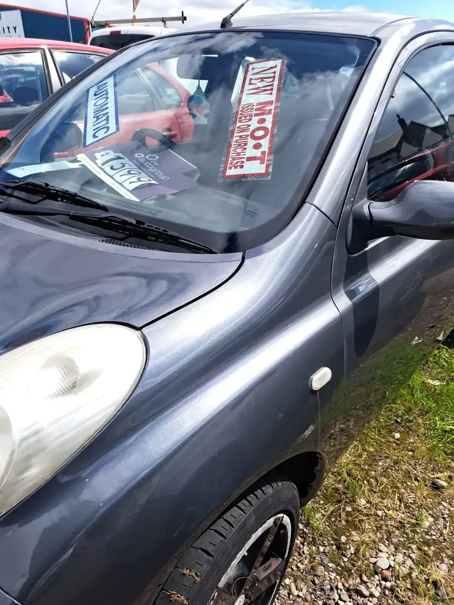 Begagnad Nissan Micra 79 HK (58 kW) 2007 Grå Halvkombi