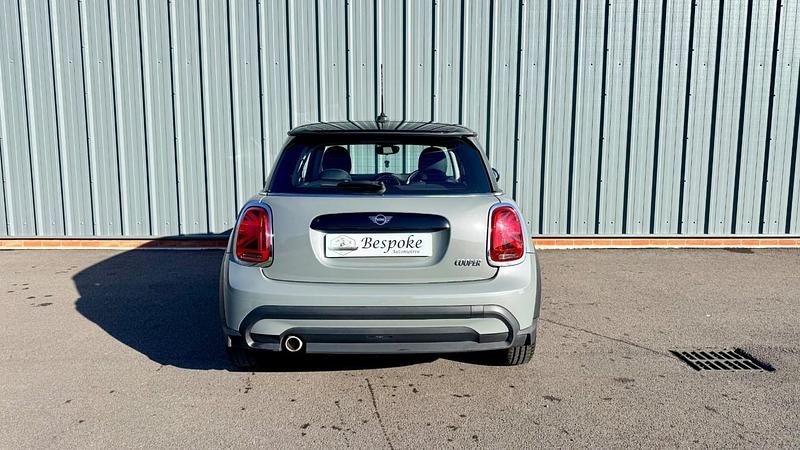 Begagnad Mini Cooper Classic 2022 Grå Halvkombi