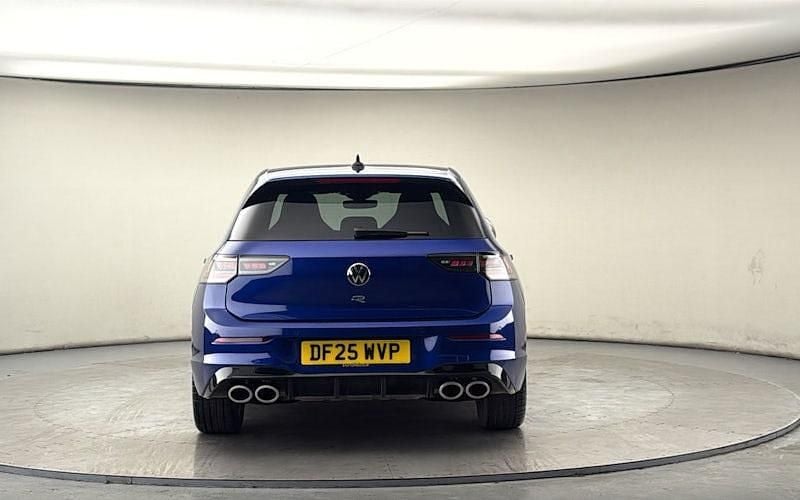 Used VW Golf VIII R 333 HP (244 kW) 2025 Lapiz blue Hatchback